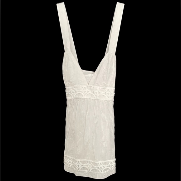 Preowned Womens Trina Turk White Top